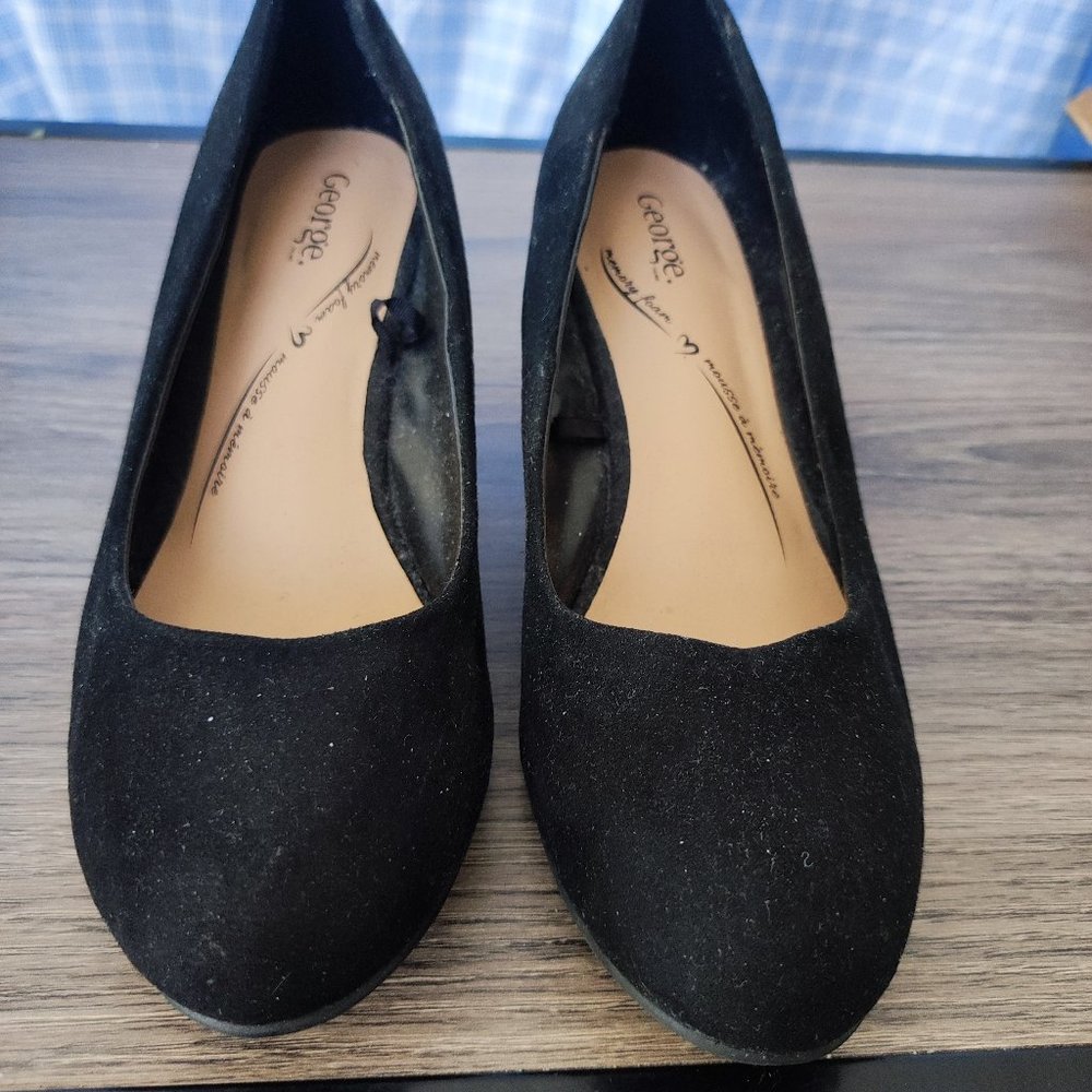 George suede memory foam wedge heel black women's size 6